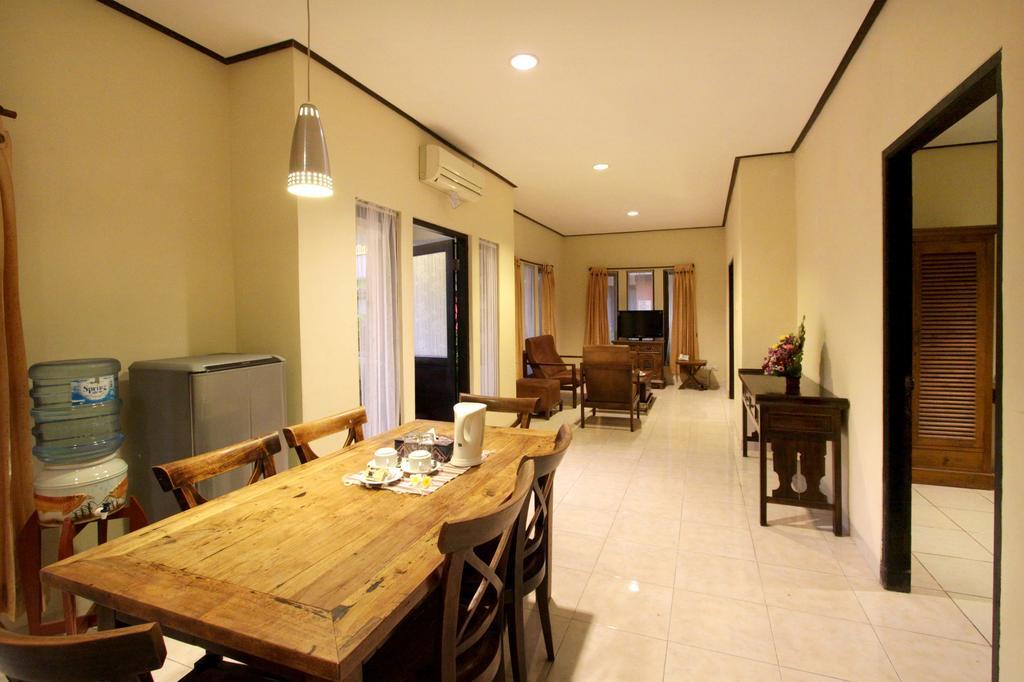 Green Villas Hotel And Spa Kuta  Room photo