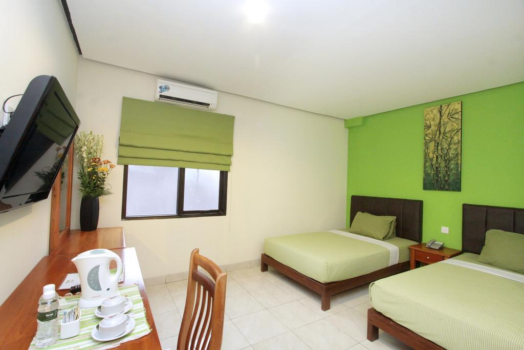 Green Villas Hotel And Spa Kuta  Room photo